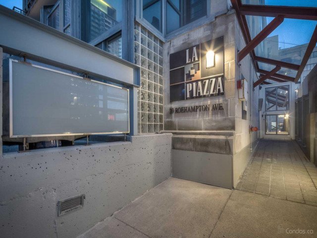 La Piazza Lofts photo mobile #0