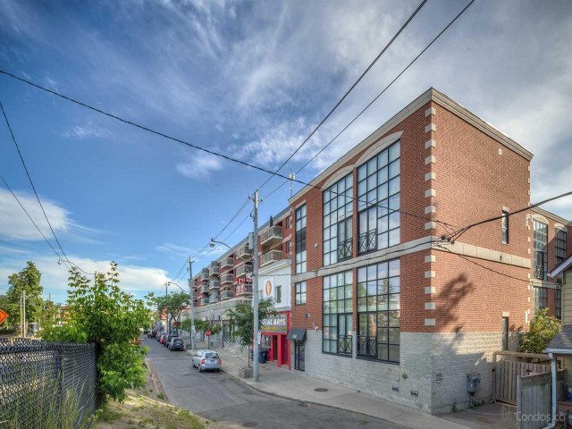 Upper Beaches Lofts photo mobile #0